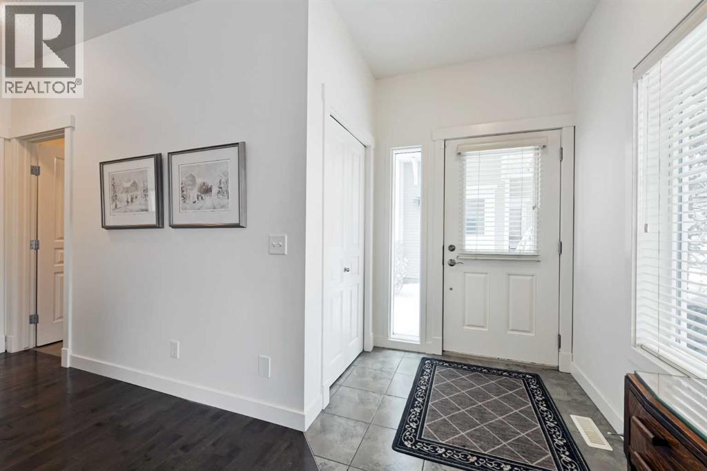 706, 281 Cougar Ridge Drive Sw, Calgary, Alberta  T3H 0J3 - Photo 4 - A2302541