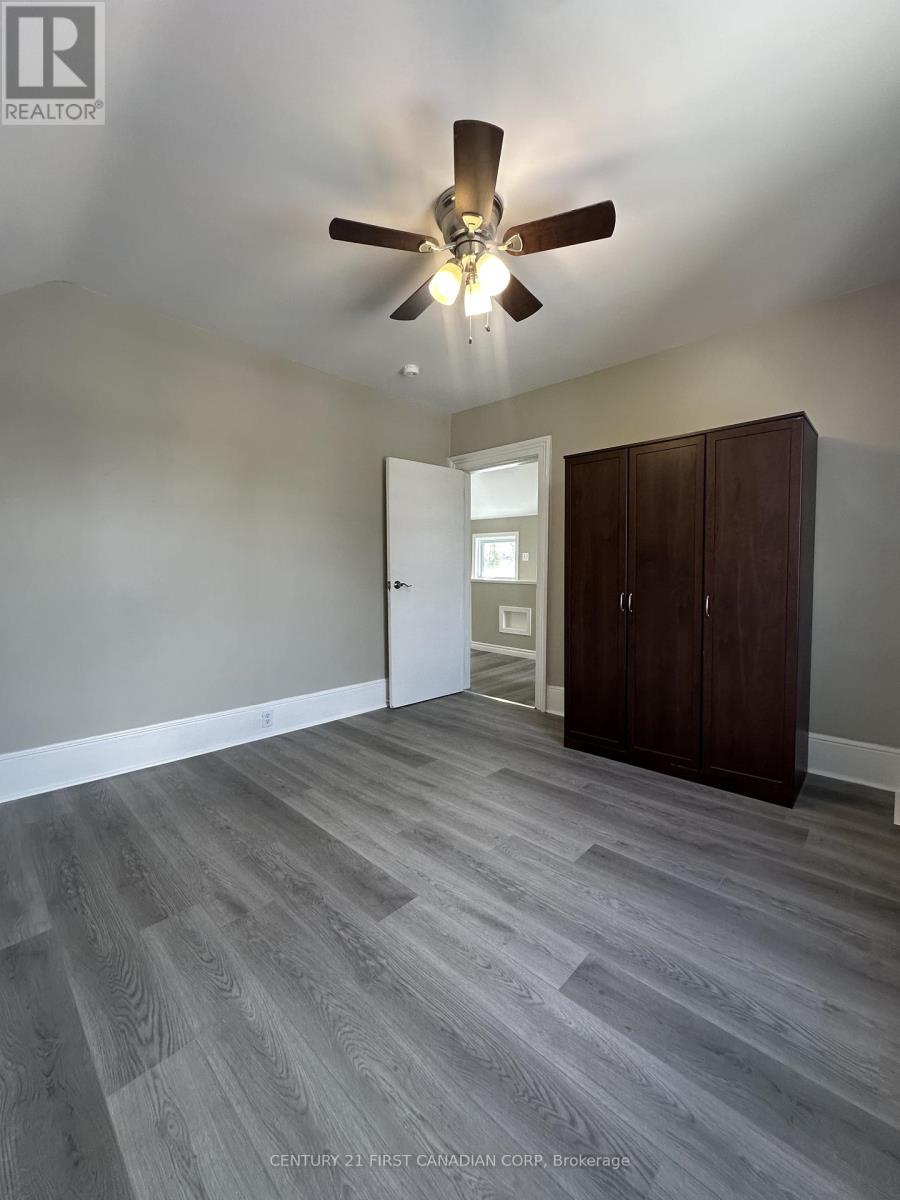 Upper - 35 Inkerman Street, St. Thomas, Ontario  N5P 3E9 - Photo 8 - X13015292