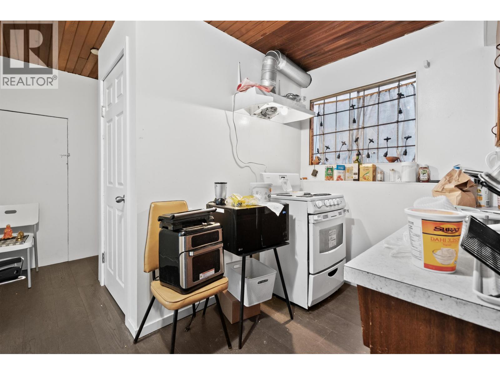 7656 Main Street, Vancouver, British Columbia  V5X 3K3 - Photo 25 - R3103855