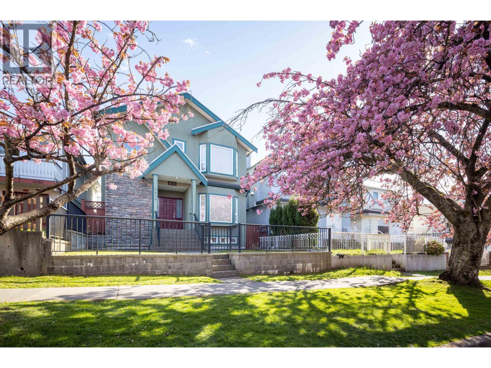 3076 E 27th Avenue, Vancouver, British Columbia  V5R 1P2 - Photo 2 - R3079284