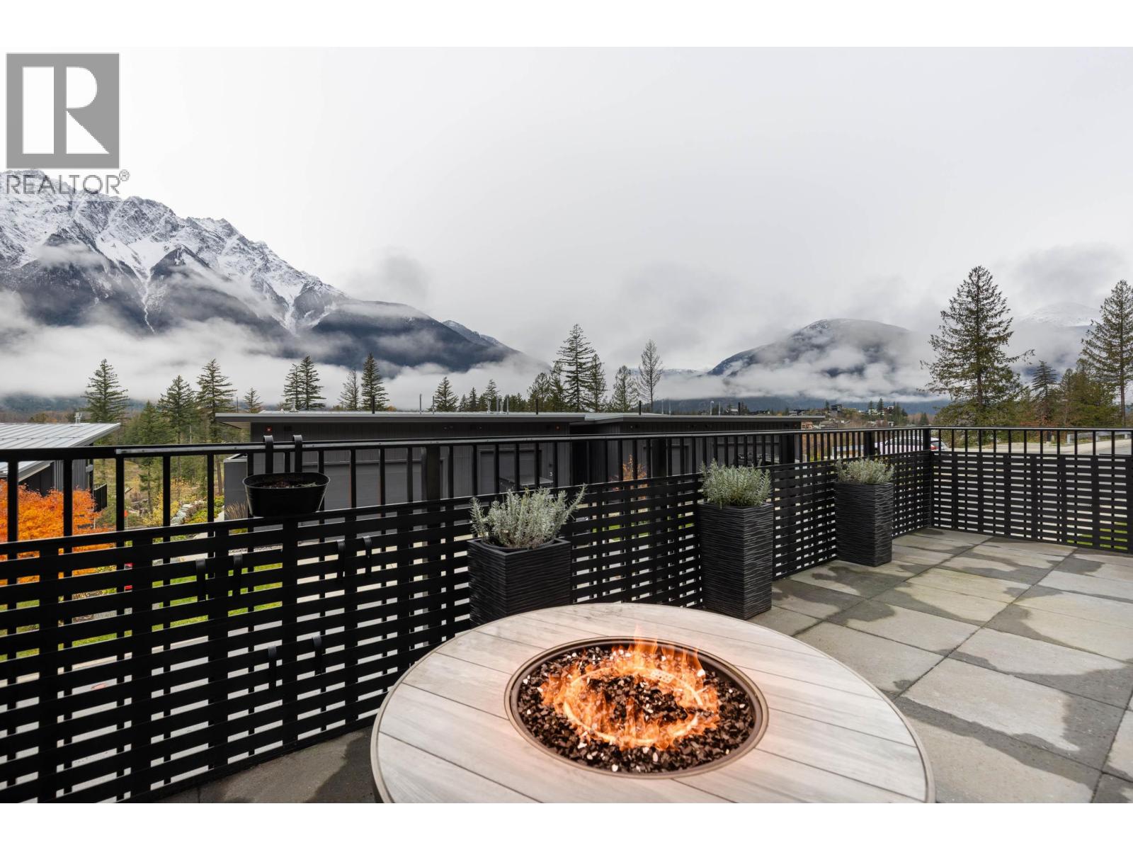 50 4000 Sunstone Way, Pemberton, British Columbia  V0N 2L3 - Photo 12 - R3065470
