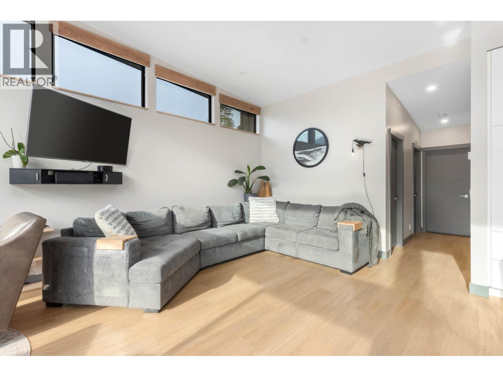 50 4000 Sunstone Way, Pemberton, British Columbia  V0N 2L3 - Photo 11 - R3065470