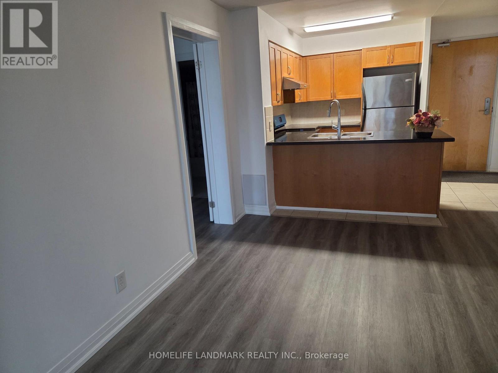 211 - 7363 Kennedy Road, Markham, Ontario  L3R 1G8 - Photo 6 - N12832136