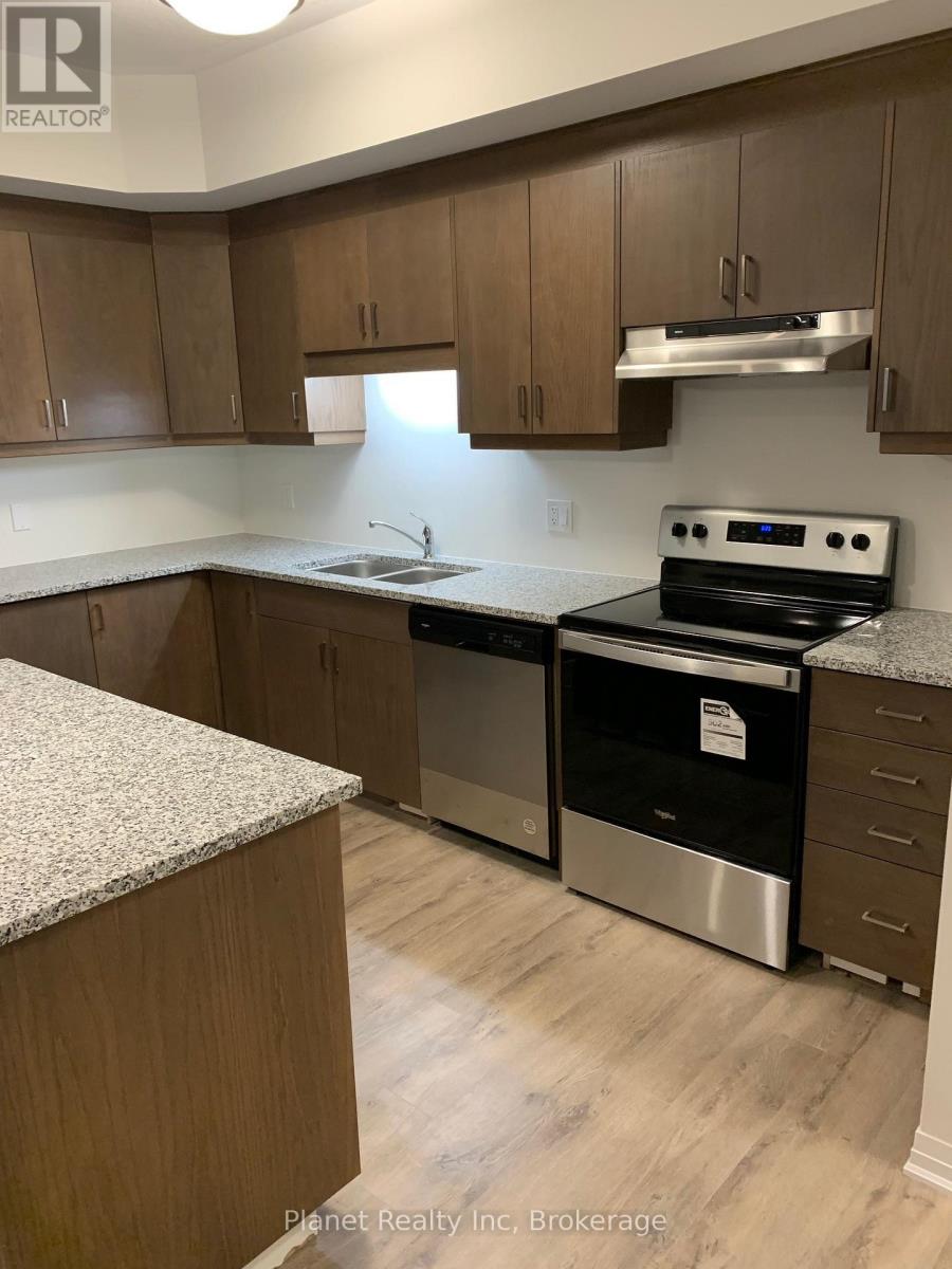 C45 - 25 ISHERWOOD AVENUE, Cambridge, Ontario