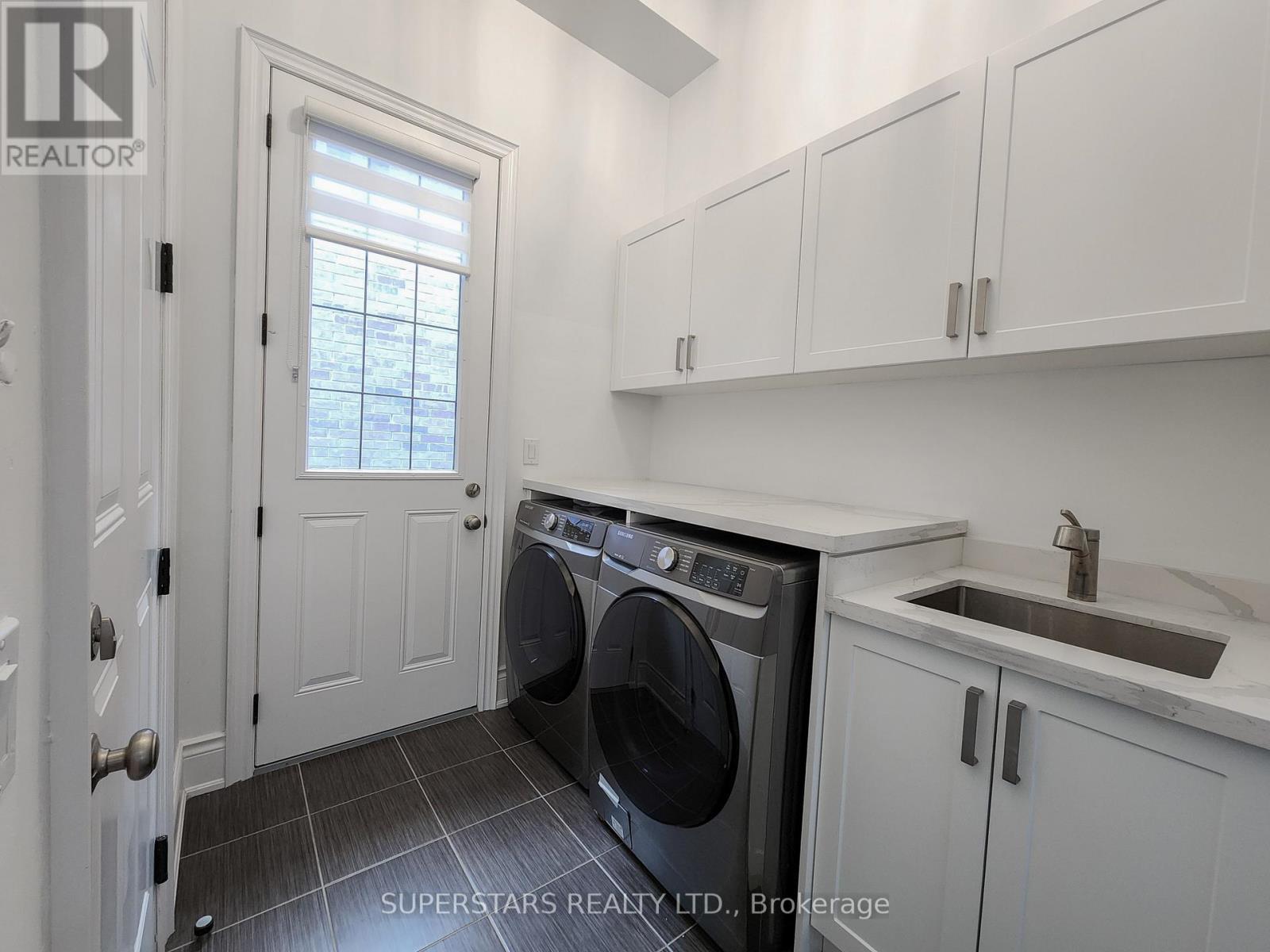 47 Hurst Avenue, Vaughan, Ontario  L6A 4Y5 - Photo 12 - N13010500