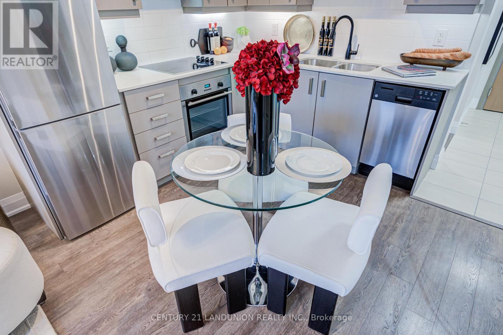 808 - 18 Uptown Drive, Markham, Ontario  L3R 5M5 - Photo 8 - N13015296