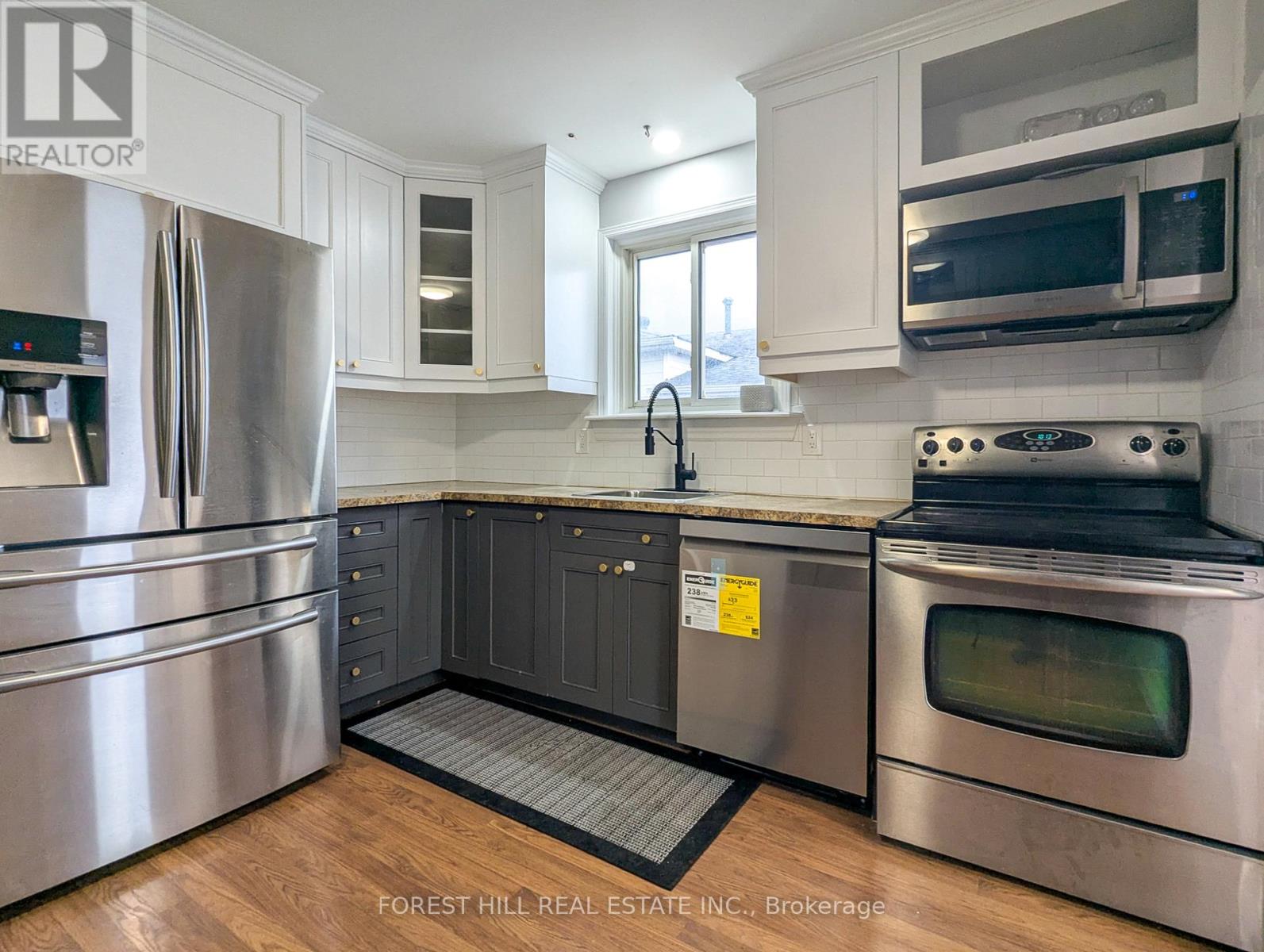 Main - 7 Burbank Pl Place, Barrie (Wellington), Ontario  L4M 2S8 - Photo 11 - S13015290