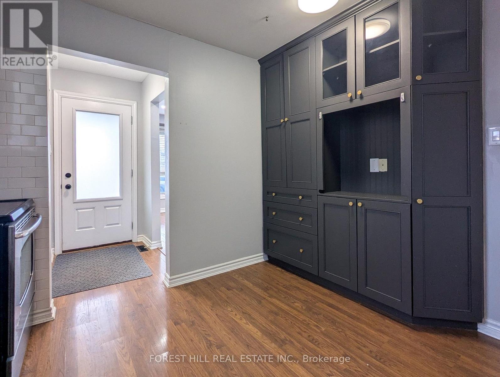 Main - 7 Burbank Pl Place, Barrie (Wellington), Ontario  L4M 2S8 - Photo 12 - S13015290