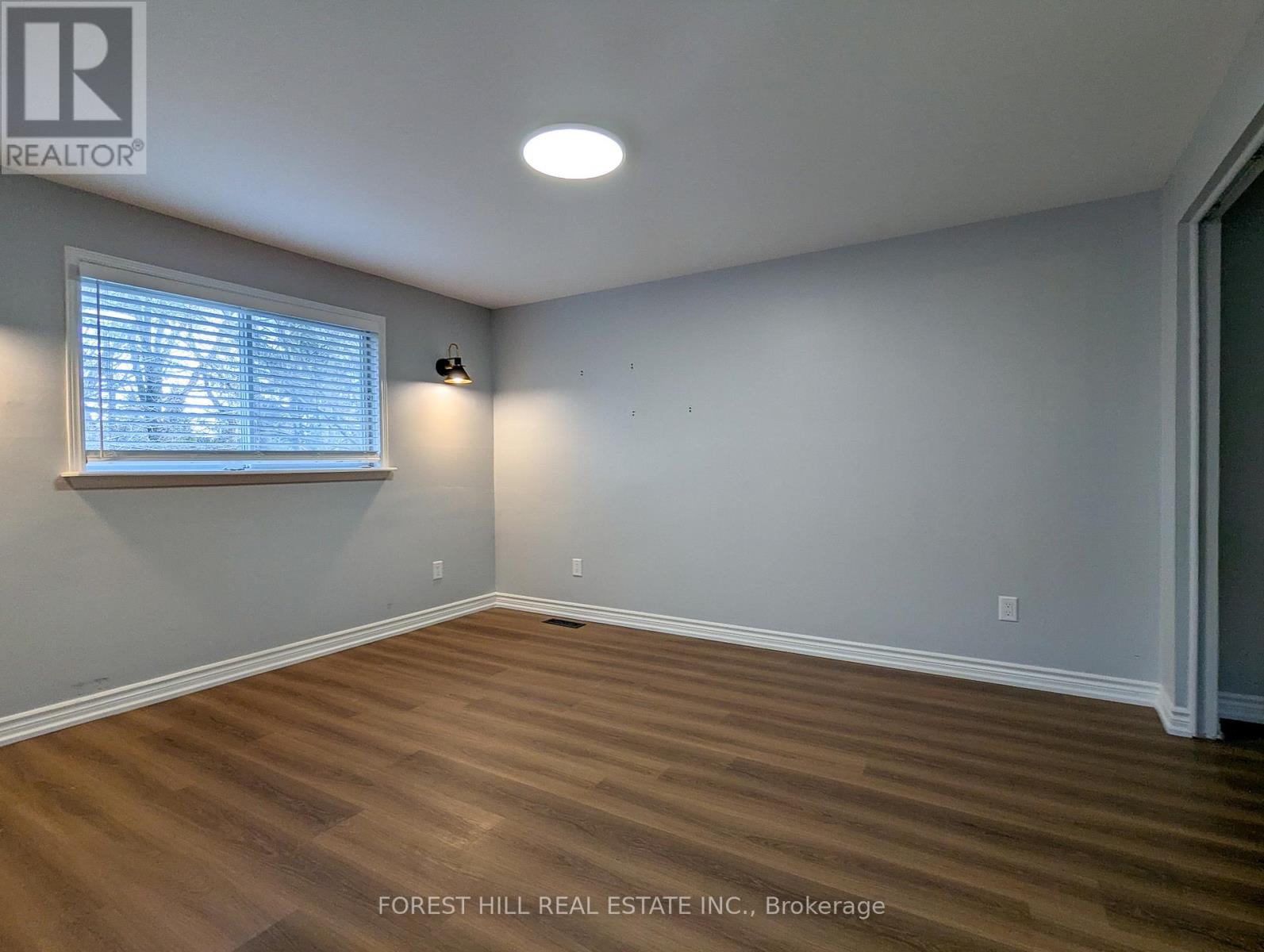 Main - 7 Burbank Pl Place, Barrie (Wellington), Ontario  L4M 2S8 - Photo 14 - S13015290