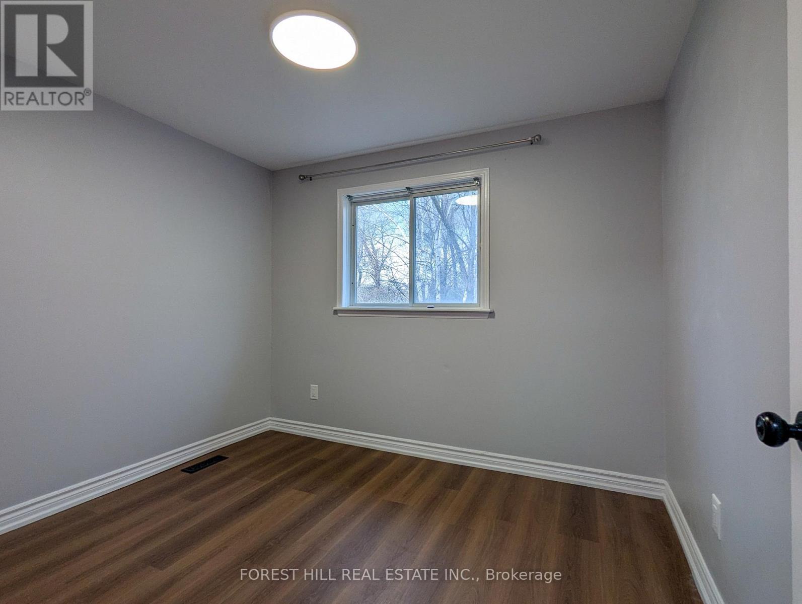 Main - 7 Burbank Pl Place, Barrie (Wellington), Ontario  L4M 2S8 - Photo 18 - S13015290