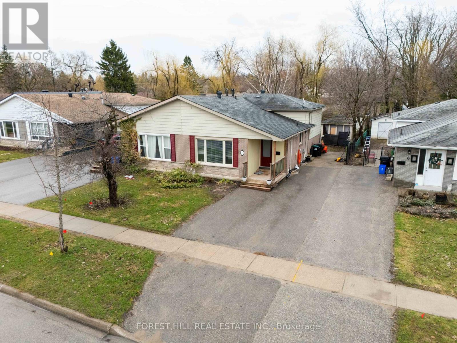 Main - 7 Burbank Pl Place, Barrie (Wellington), Ontario  L4M 2S8 - Photo 2 - S13015290