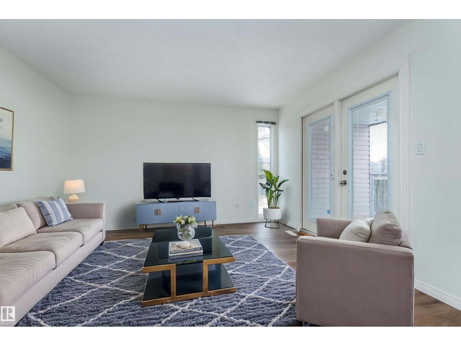 14636 25 ST NW, Edmonton, Alberta