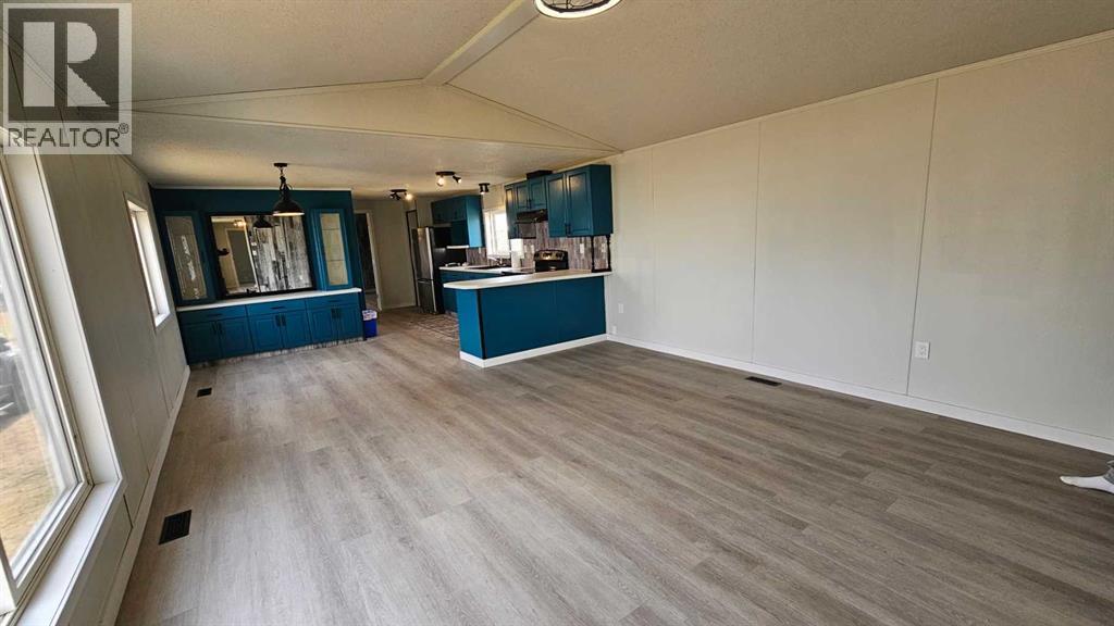 4404 Park Crescent, Coronation, Alberta  T0C 1C0 - Photo 6 - A2267297