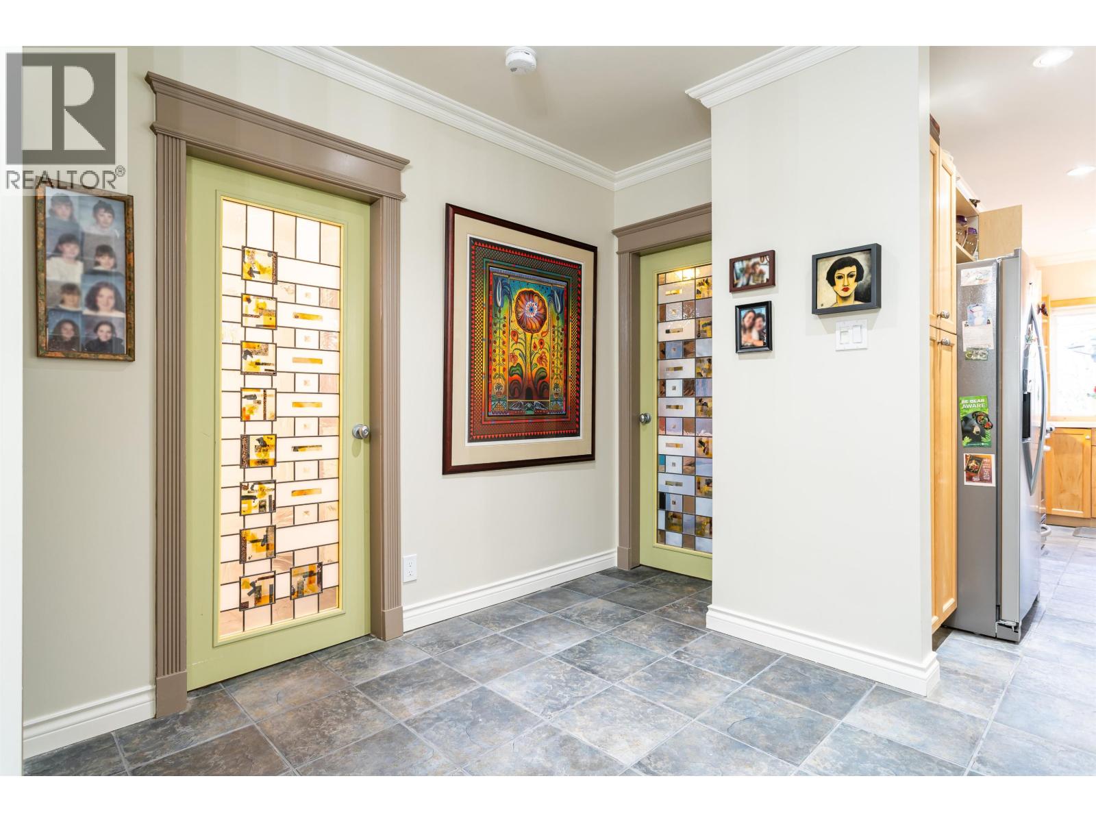 5823 Highfield Drive, Burnaby, British Columbia  V5B 1E4 - Photo 26 - R3112982