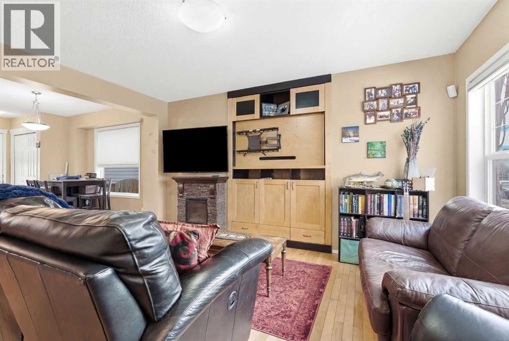 39 Copperfield Terrace Se, Calgary, Alberta  T2Z 4V5 - Photo 6 - A2295545