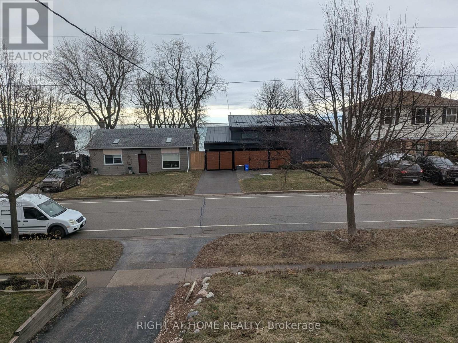 740 Stone Street, Oshawa, Ontario  L1J 1A6 - Photo 5 - E12889776