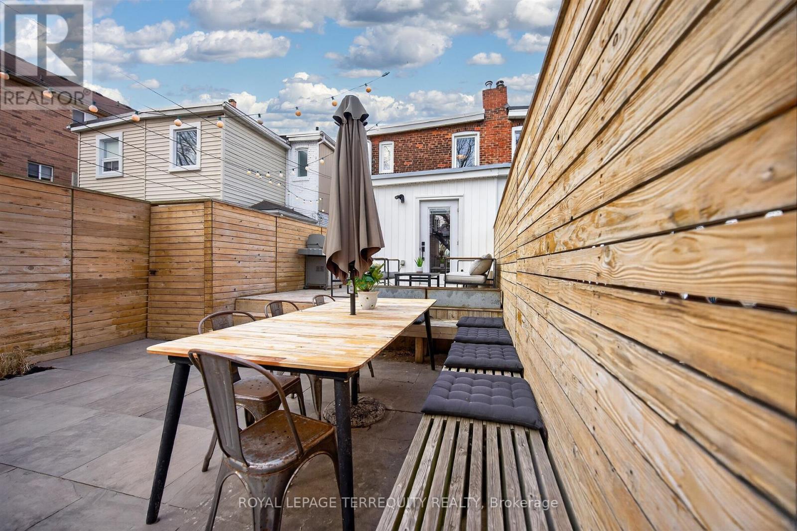 75 Priscilla Avenue, Toronto, Ontario  M6S 3W4 - Photo 39 - W13005420