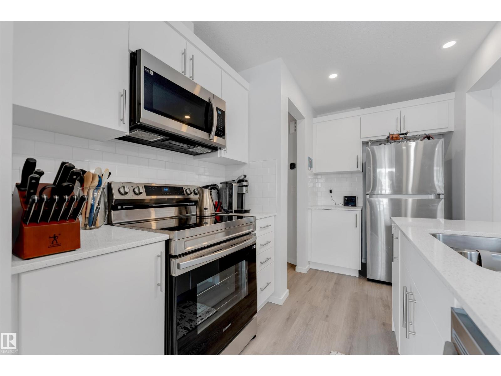 1006 Crestview, Sherwood Park, Alberta  T8H 3A3 - Photo 11 - E4482981