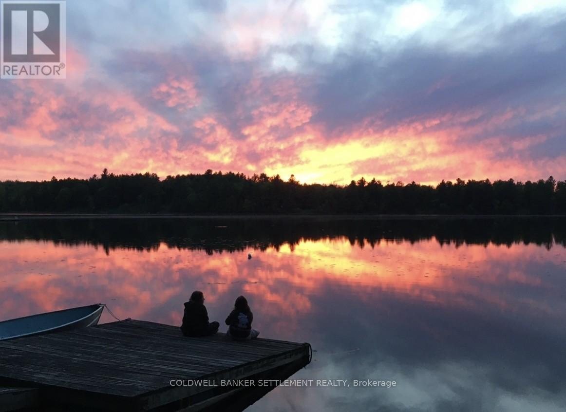 327 Clear Lake Lane 31 Lane, Tay Valley, Ontario  K0H 2B0 - Photo 2 - X13015316