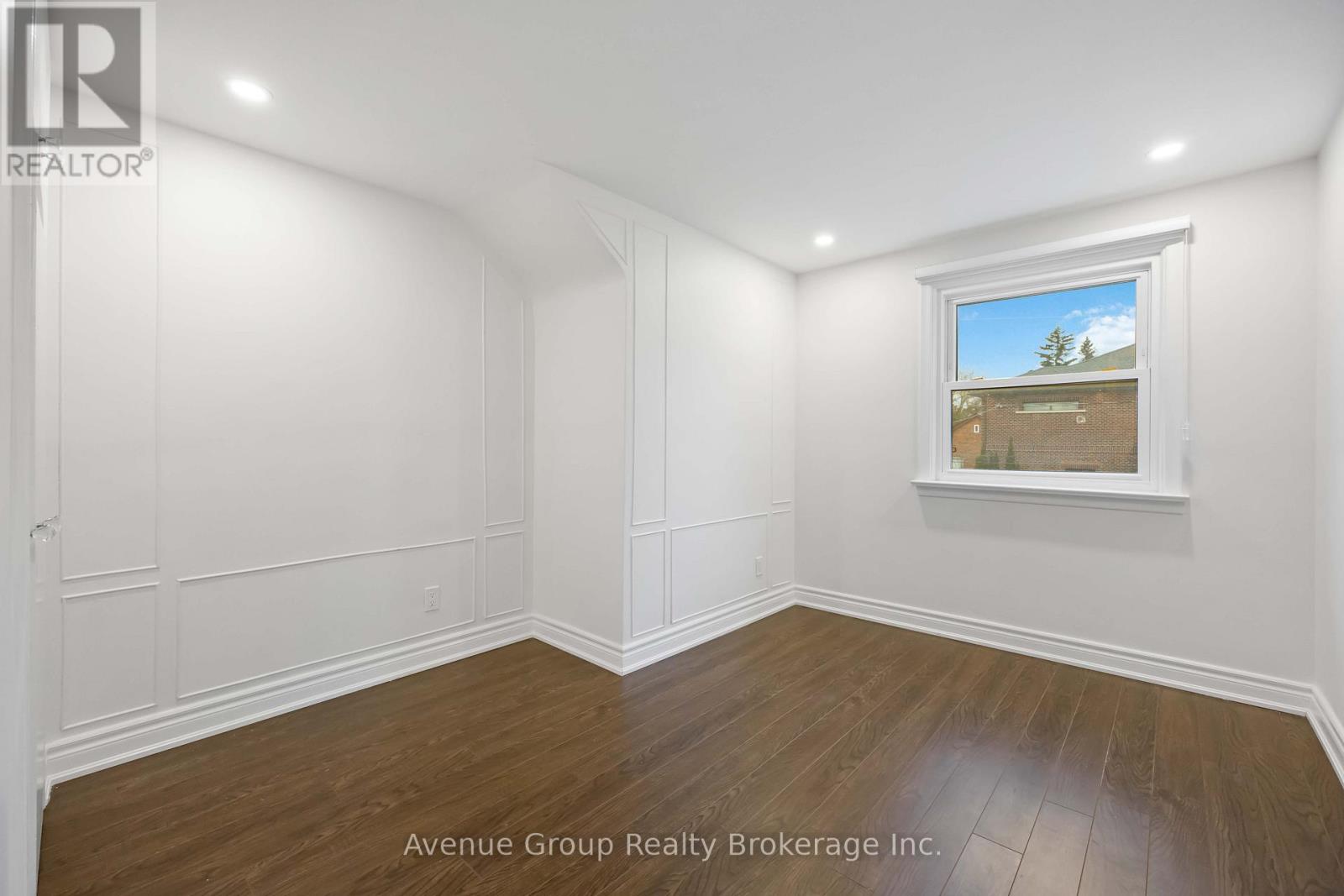 Upper - 190 Northwood Drive, Toronto, Ontario  M2M 2K4 - Photo 15 - C12693292