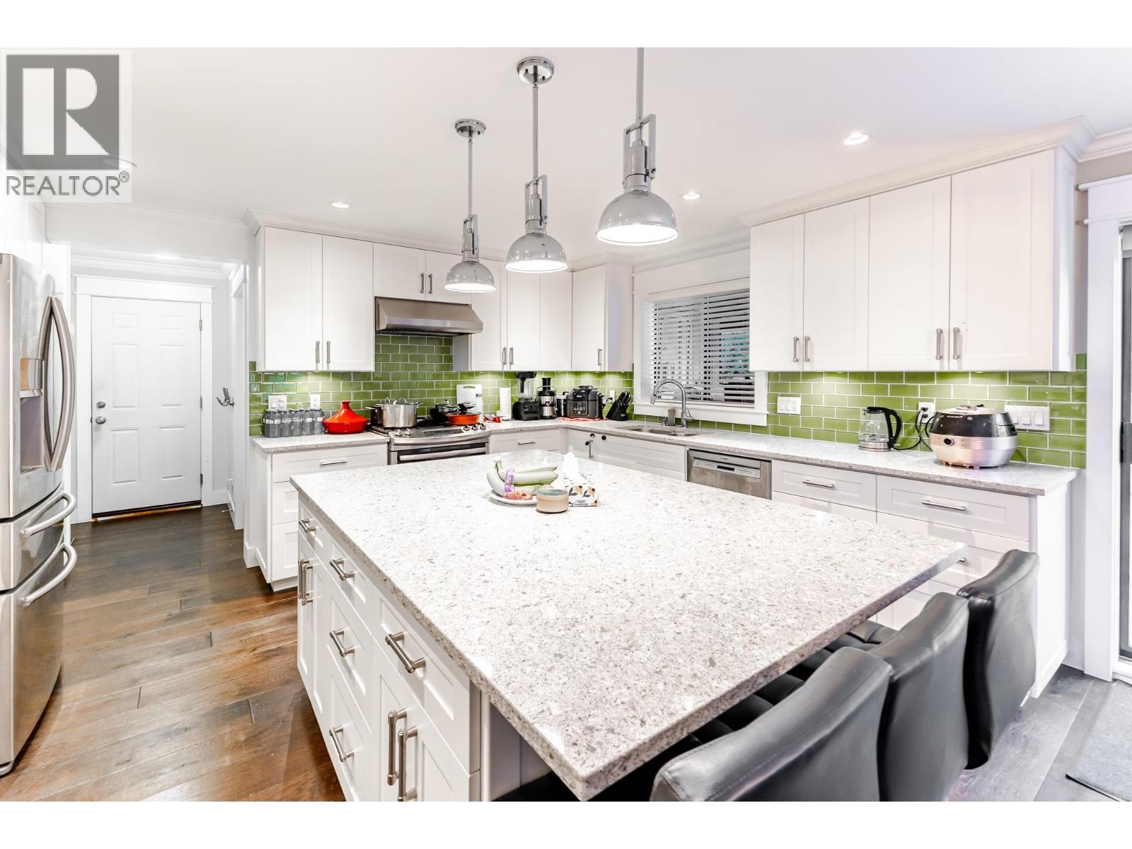 21315 River Road, Maple Ridge, British Columbia  V2X 2B1 - Photo 7 - R3112621