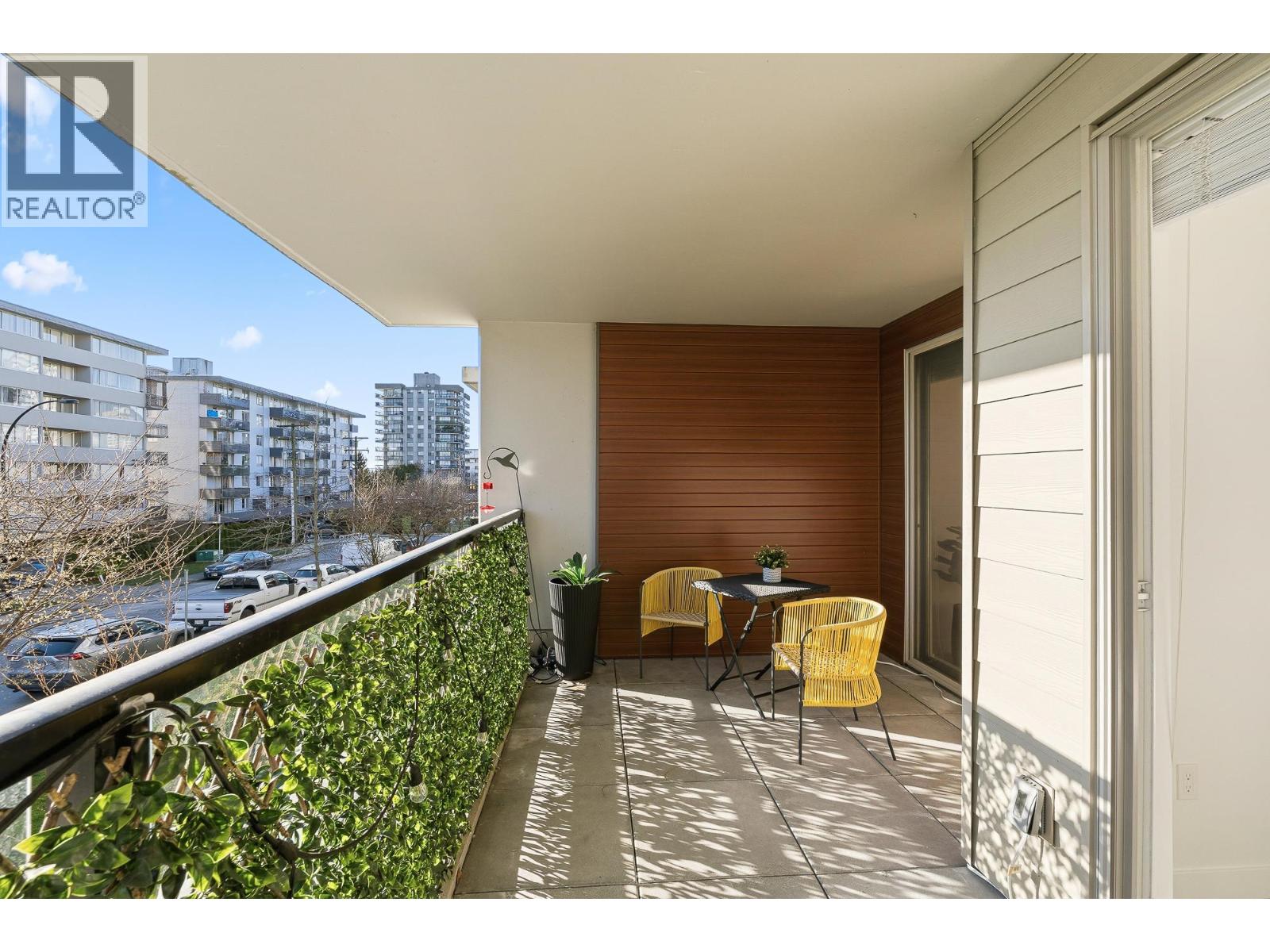 Th3 108 E 8th Street, North Vancouver, British Columbia  V7L 1Y9 - Photo 22 - R3113048