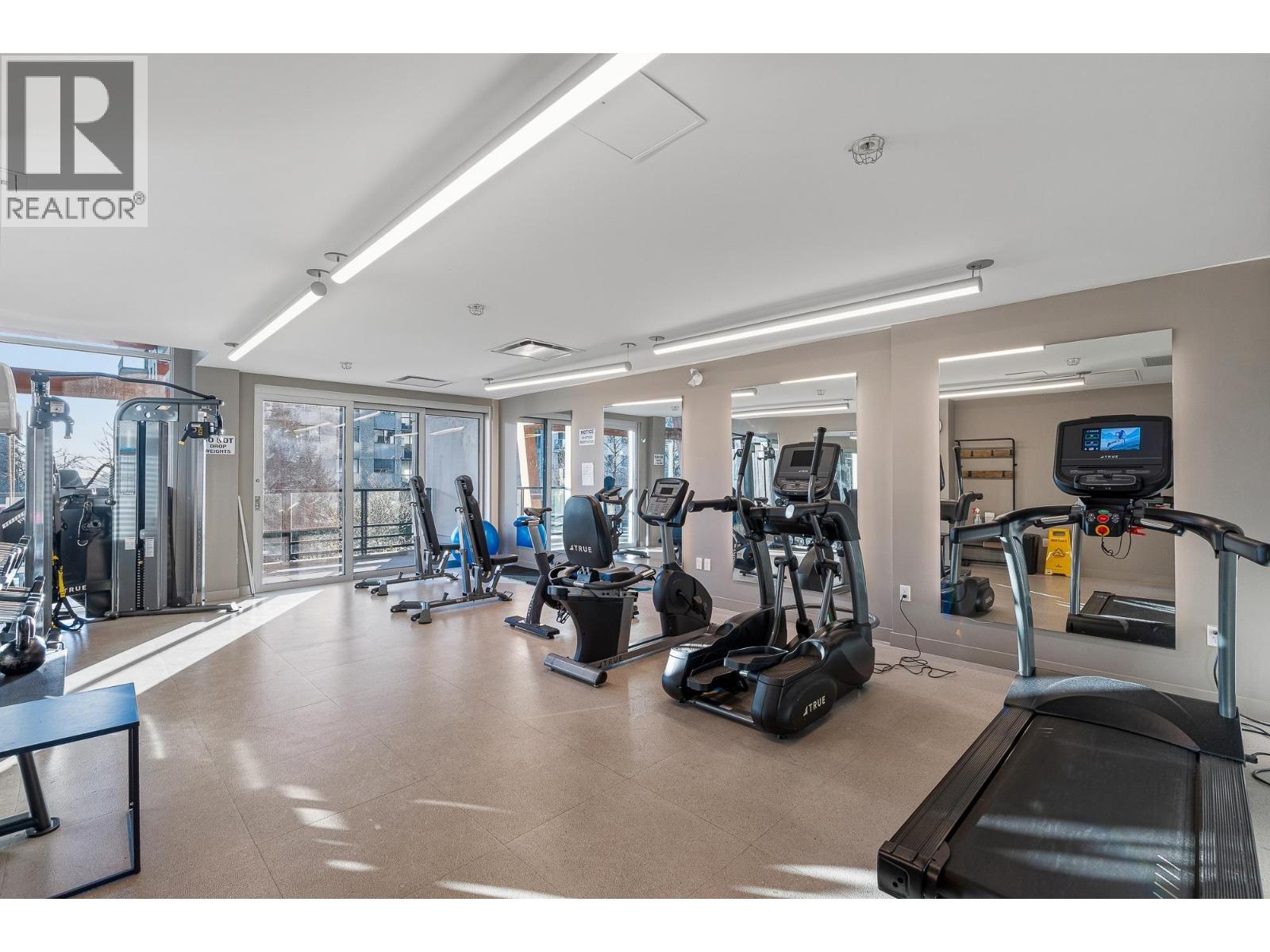 Th3 108 E 8th Street, North Vancouver, British Columbia  V7L 1Y9 - Photo 27 - R3113048