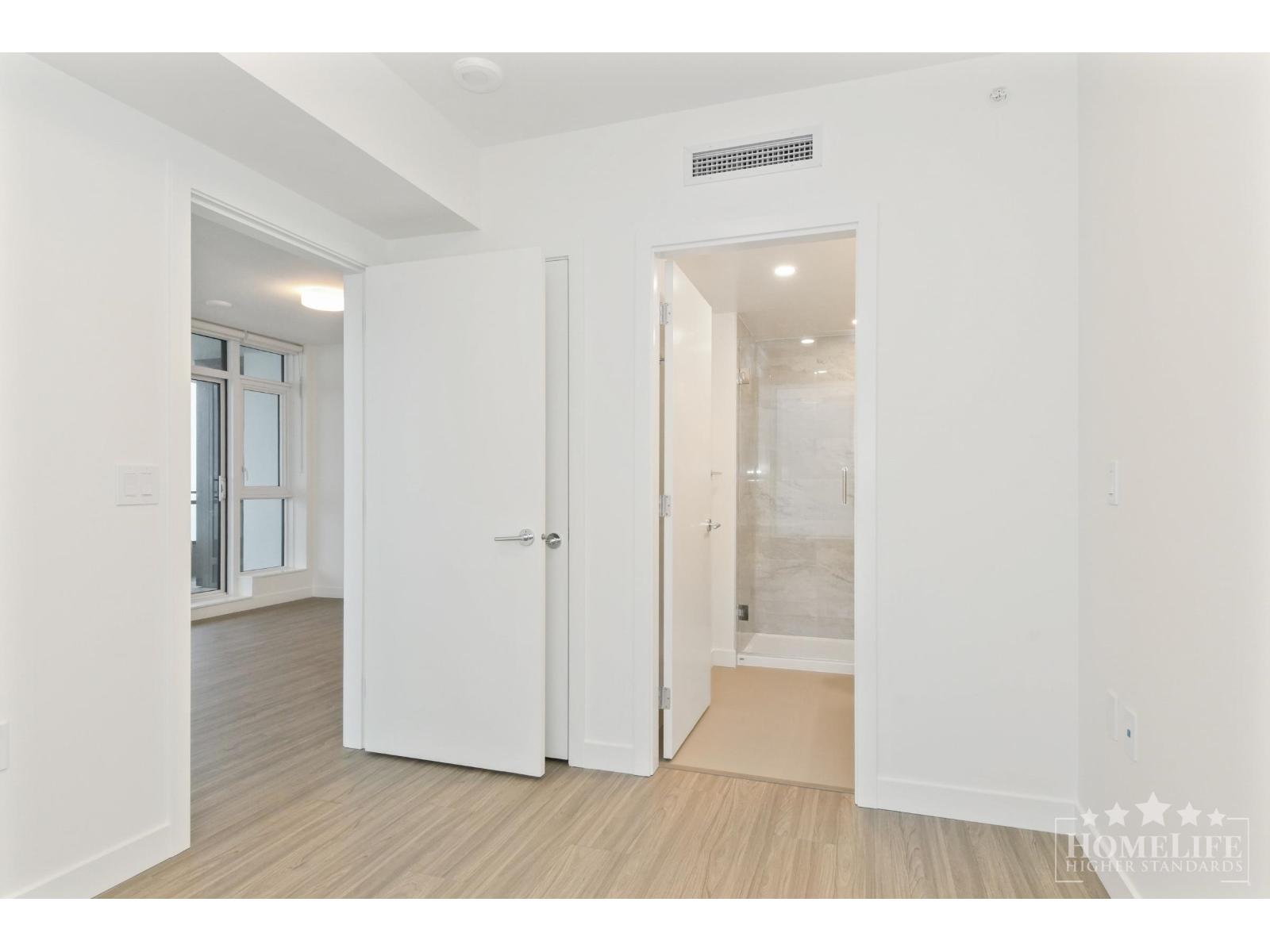 3208 13675 107a Avenue, Surrey, British Columbia  V3T 0X2 - Photo 9 - R3113051