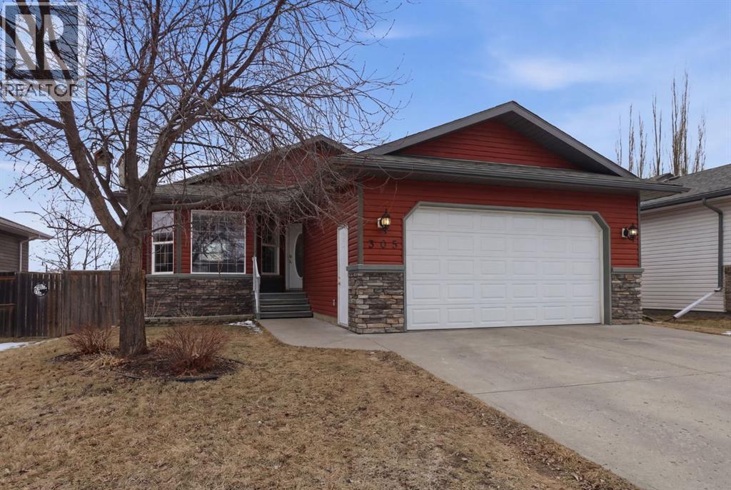 305 Robert Street, Diamond Valley, Alberta  T0L 2A0 - Photo 1 - A2299561