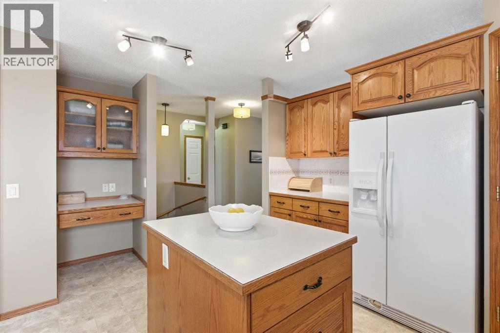 305 Robert Street, Diamond Valley, Alberta  T0L 2A0 - Photo 5 - A2299561