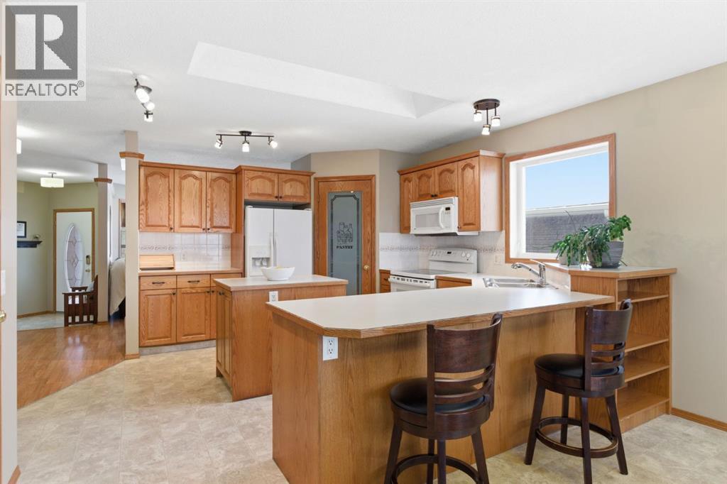 305 Robert Street, Diamond Valley, Alberta  T0L 2A0 - Photo 7 - A2299561