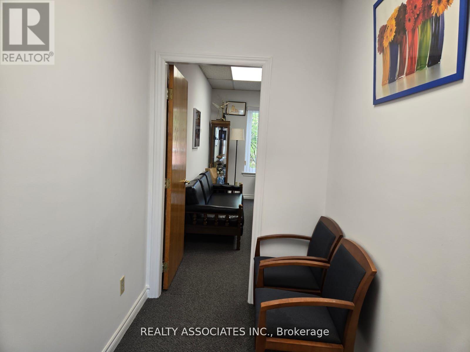 1035 Mcnicoll Avenue, Toronto, Ontario  M1W 3W6 - Photo 5 - E12985018