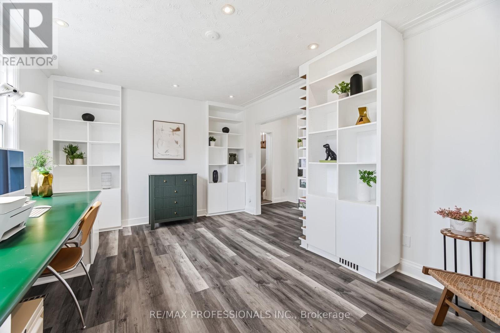 15 Twenty-Seventh Street, Toronto, Ontario  M8W 2X2 - Photo 8 - W12962196