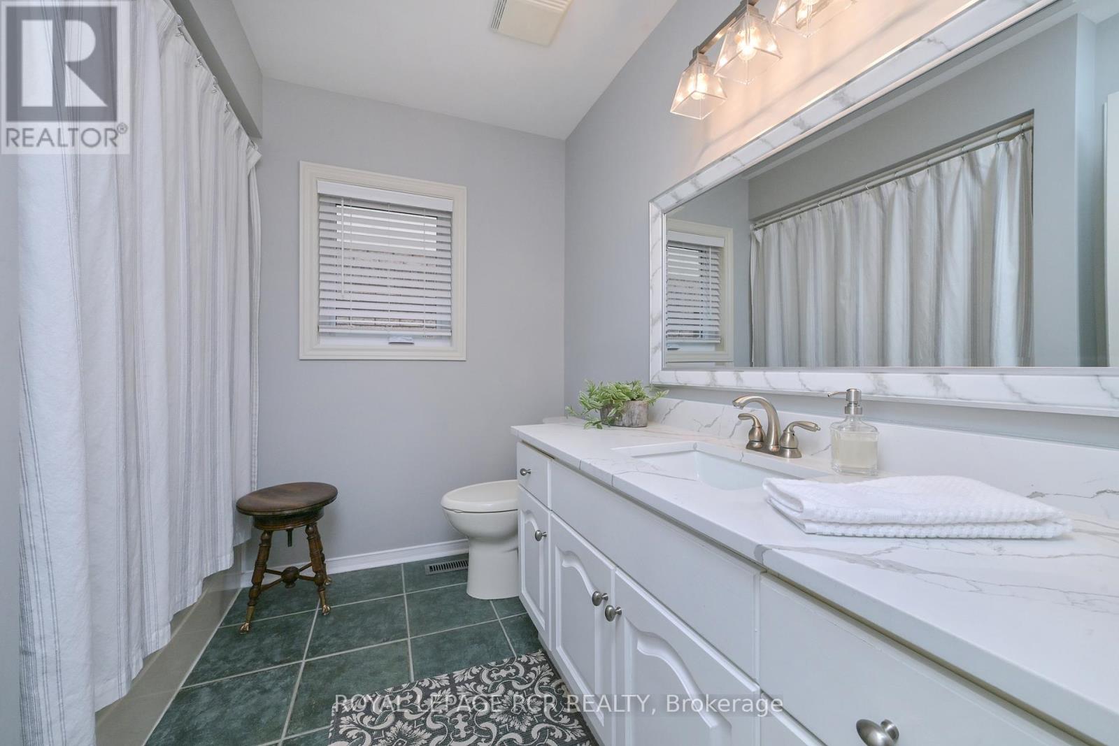 196 Riverview Road, New Tecumseth, Ontario  L9R 1Y2 - Photo 17 - N12704922