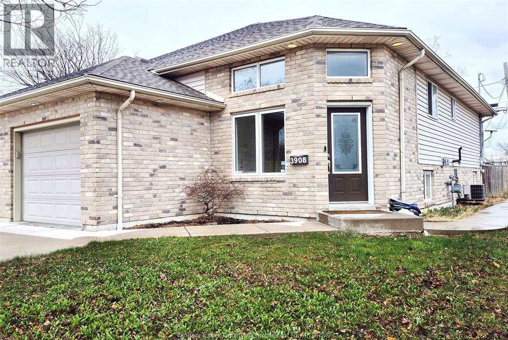 3908 BYNG ROAD, Windsor, Ontario