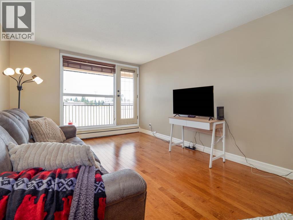 302, 1716 Henderson Lake Boulevard S, Lethbridge, Alberta  T1K 3C2 - Photo 11 - A2301555