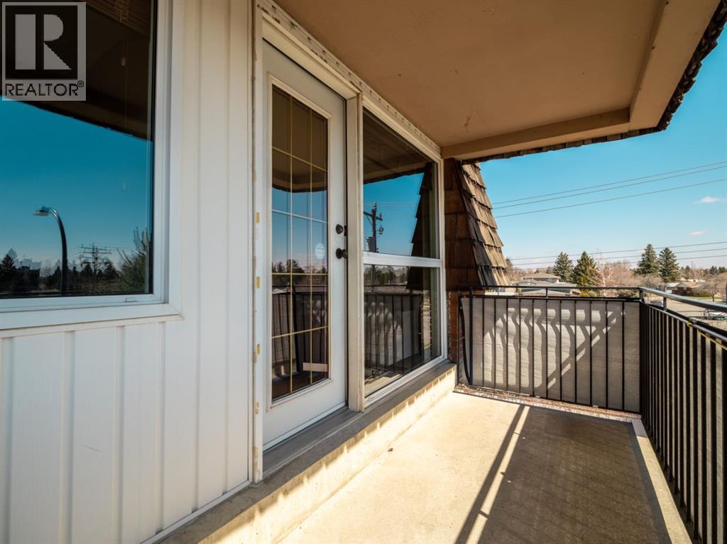 302, 1716 Henderson Lake Boulevard S, Lethbridge, Alberta  T1K 3C2 - Photo 20 - A2301555