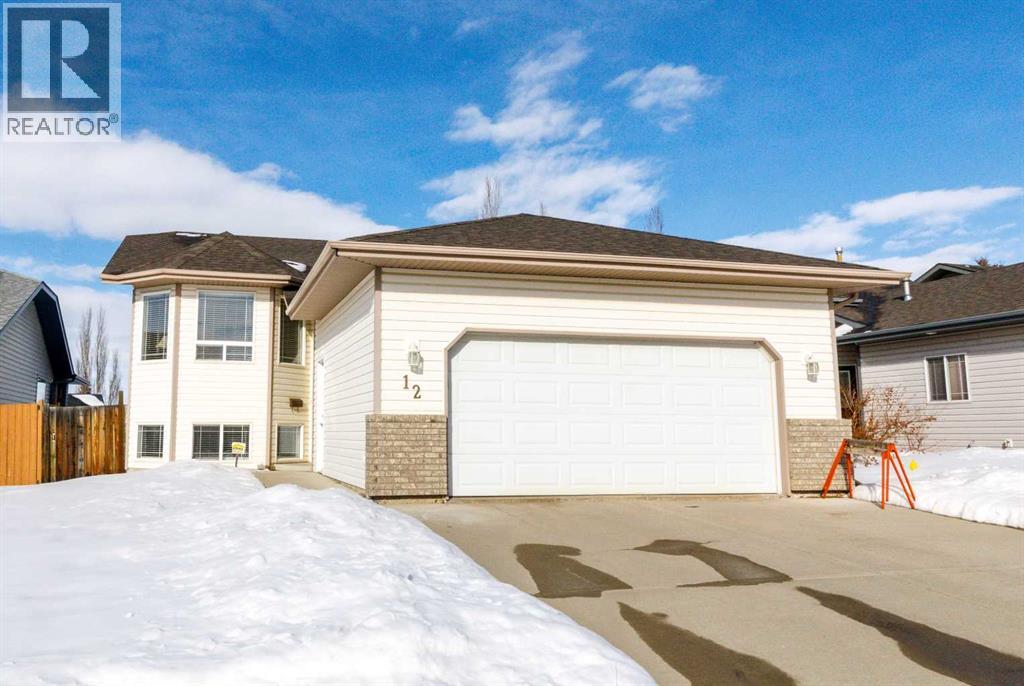 12 Dentoom Close, Red Deer, Alberta  T4R 3H6 - Photo 1 - A2288377