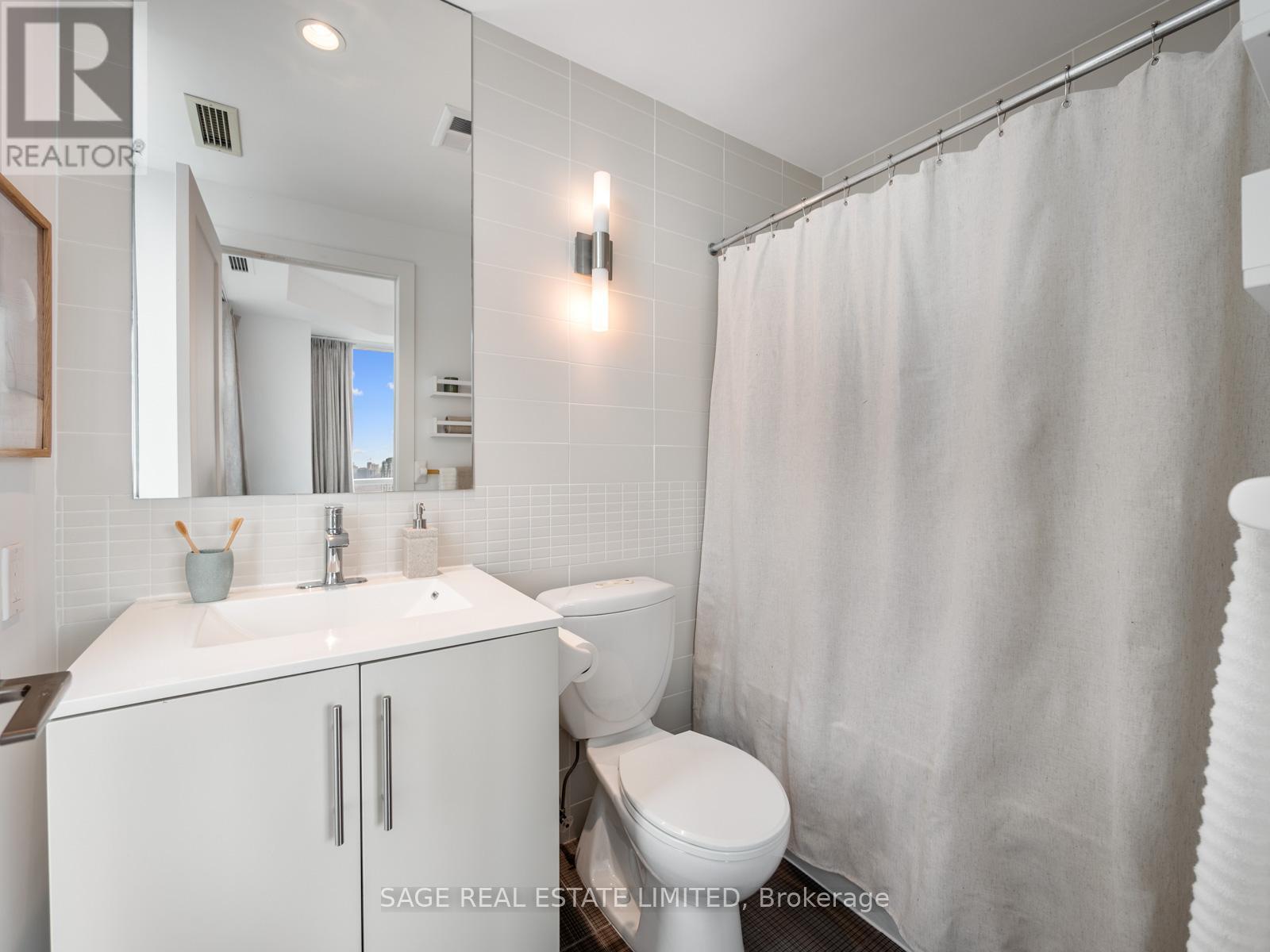 2804 - 120 Homewood Avenue, Toronto, Ontario  M4Y 2J3 - Photo 26 - C13015322