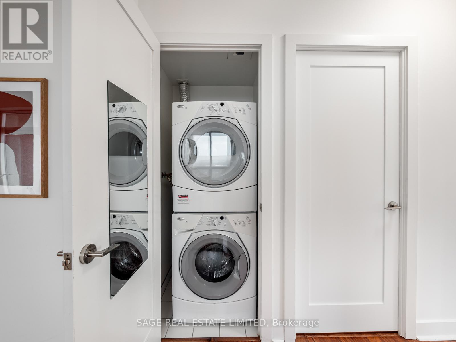 2804 - 120 Homewood Avenue, Toronto, Ontario  M4Y 2J3 - Photo 33 - C13015322