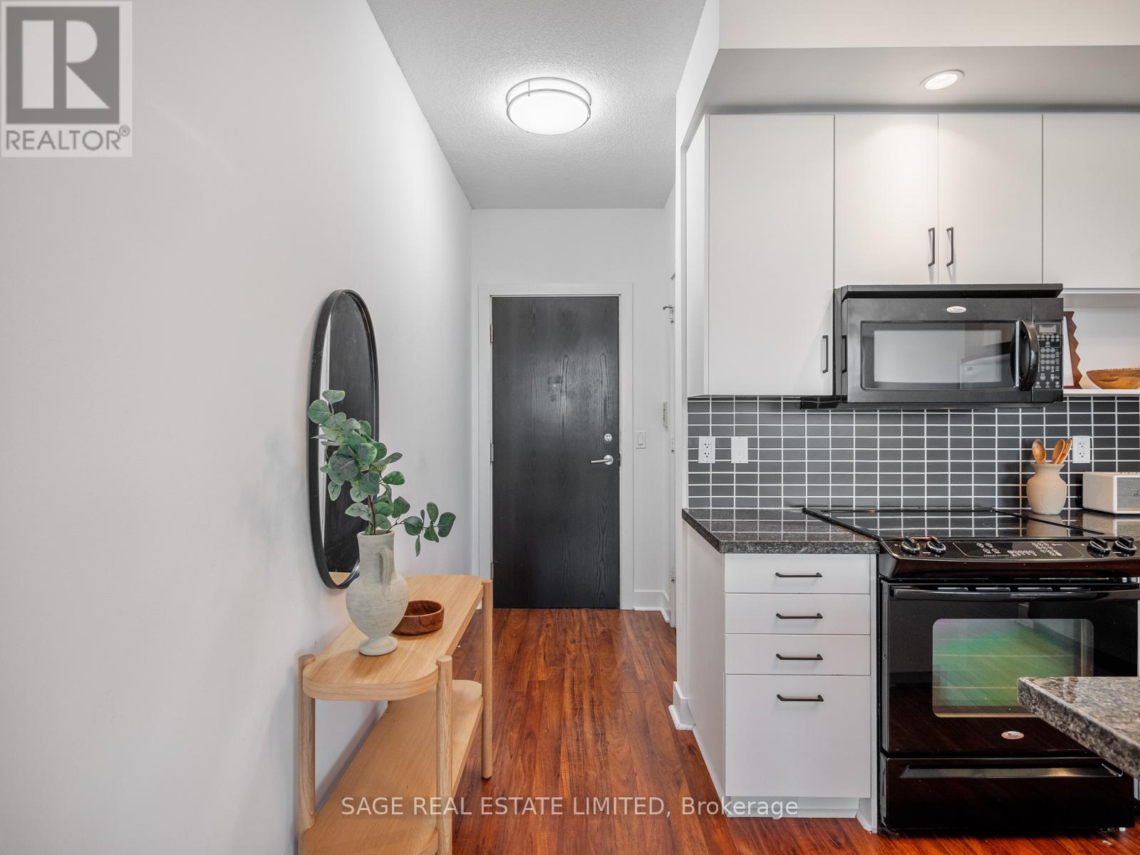 2804 - 120 Homewood Avenue, Toronto, Ontario  M4Y 2J3 - Photo 5 - C13015322