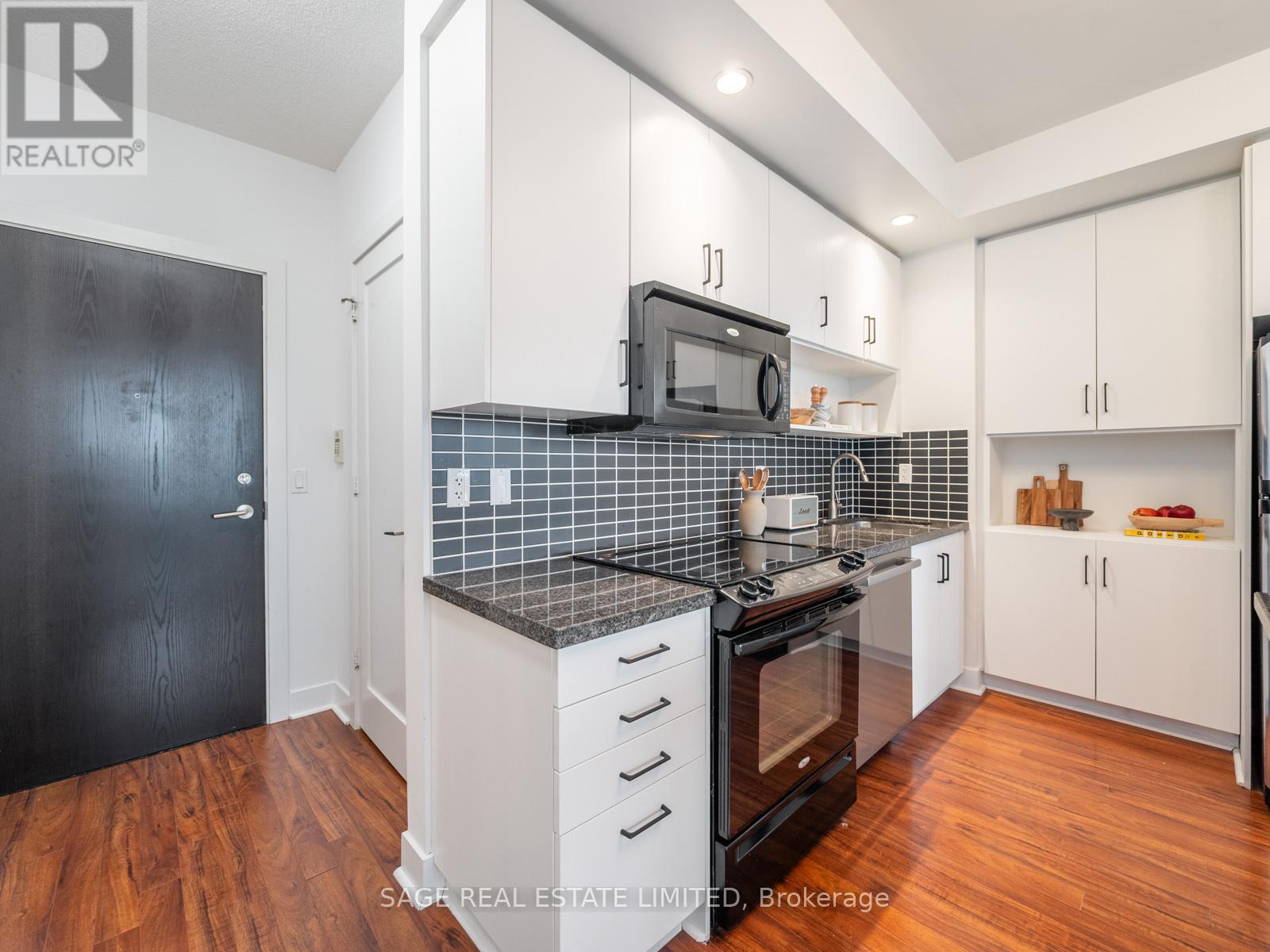 2804 - 120 Homewood Avenue, Toronto, Ontario  M4Y 2J3 - Photo 6 - C13015322