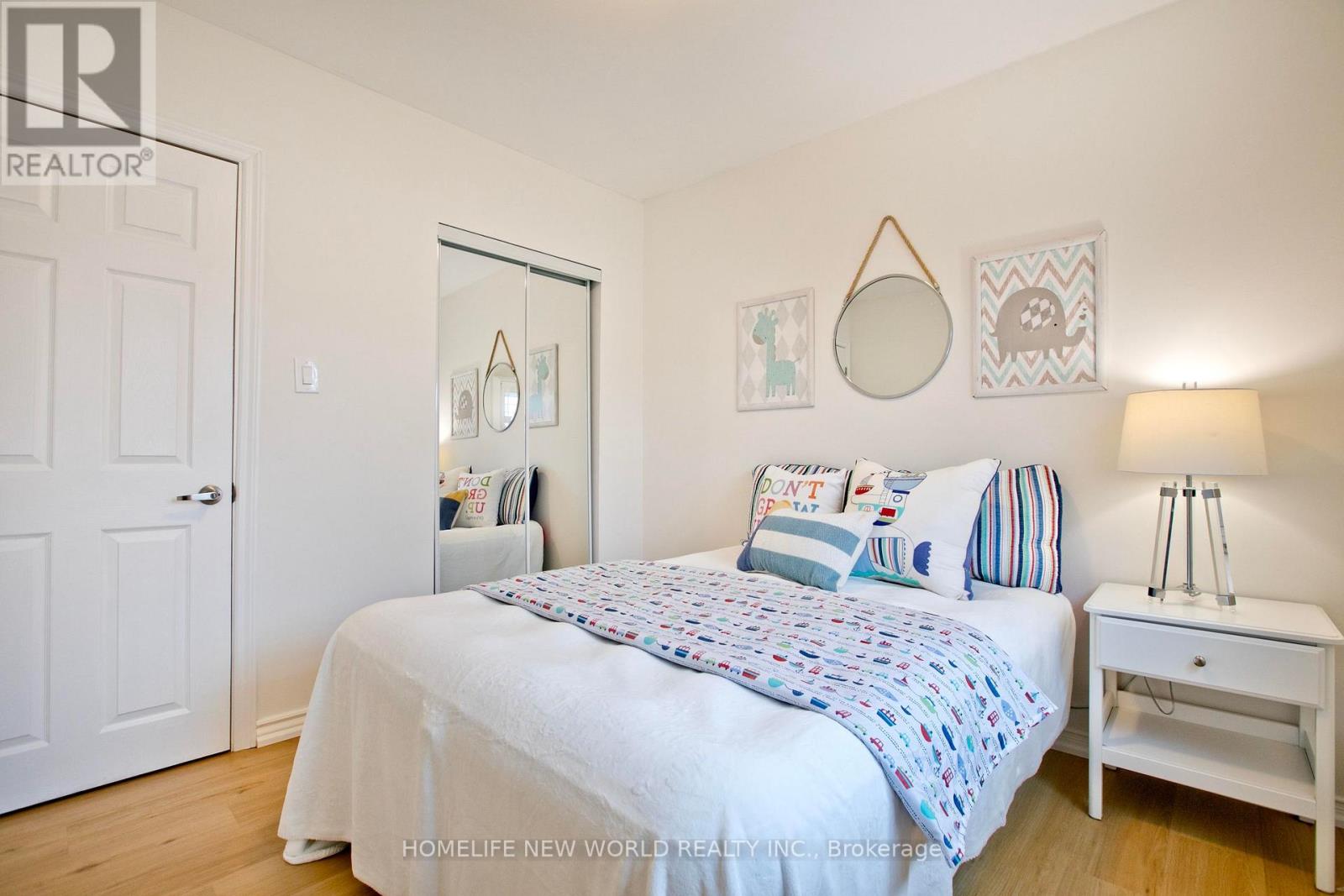 680 Annland Street, Pickering, Ontario  L1W 1B2 - Photo 19 - E13015324