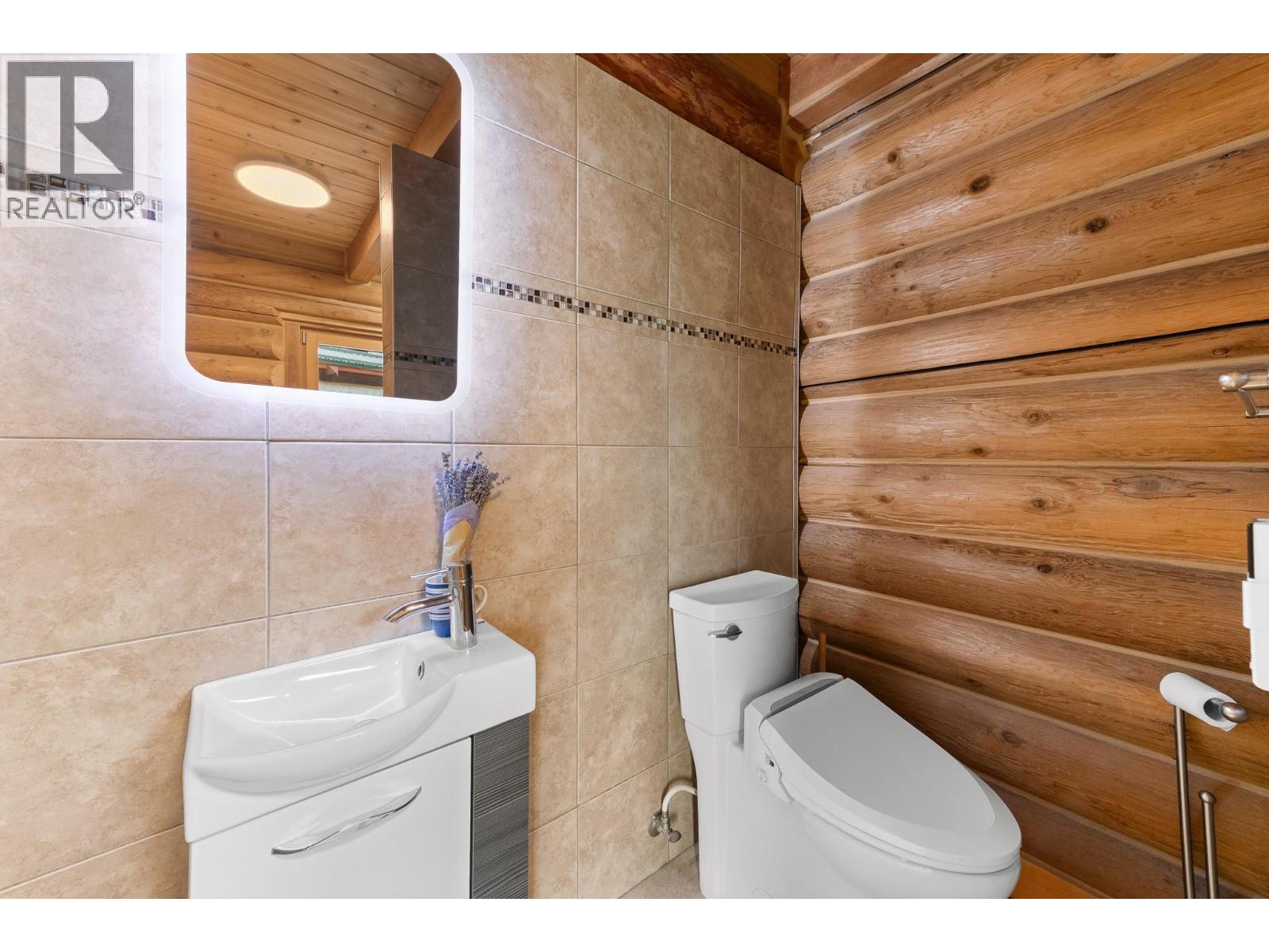 819 & 822 Sinclair Road, Creston, British Columbia  V0B 1G2 - Photo 19 - 10382022