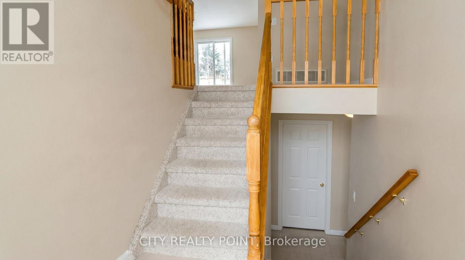 3964 Alcina Avenue, Innisfil, Ontario  L9S 2M1 - Photo 3 - N13015340