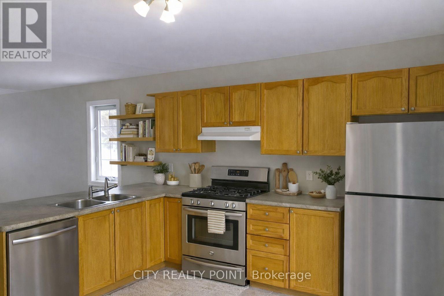 3964 Alcina Avenue, Innisfil, Ontario  L9S 2M1 - Photo 9 - N13015340