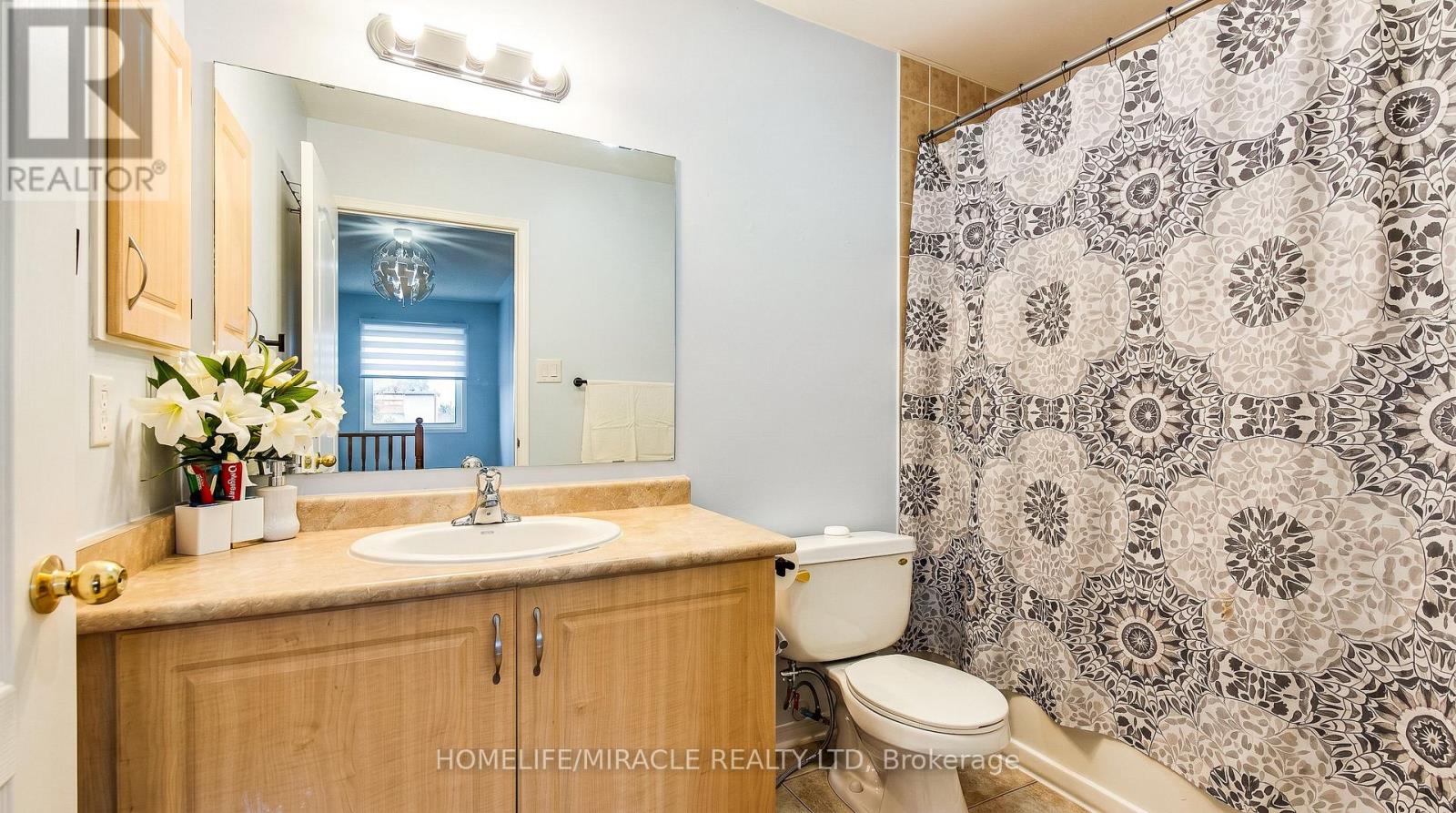 60 Bushmill Circle, Brampton, Ontario  L7A 0K8 - Photo 20 - W13012354