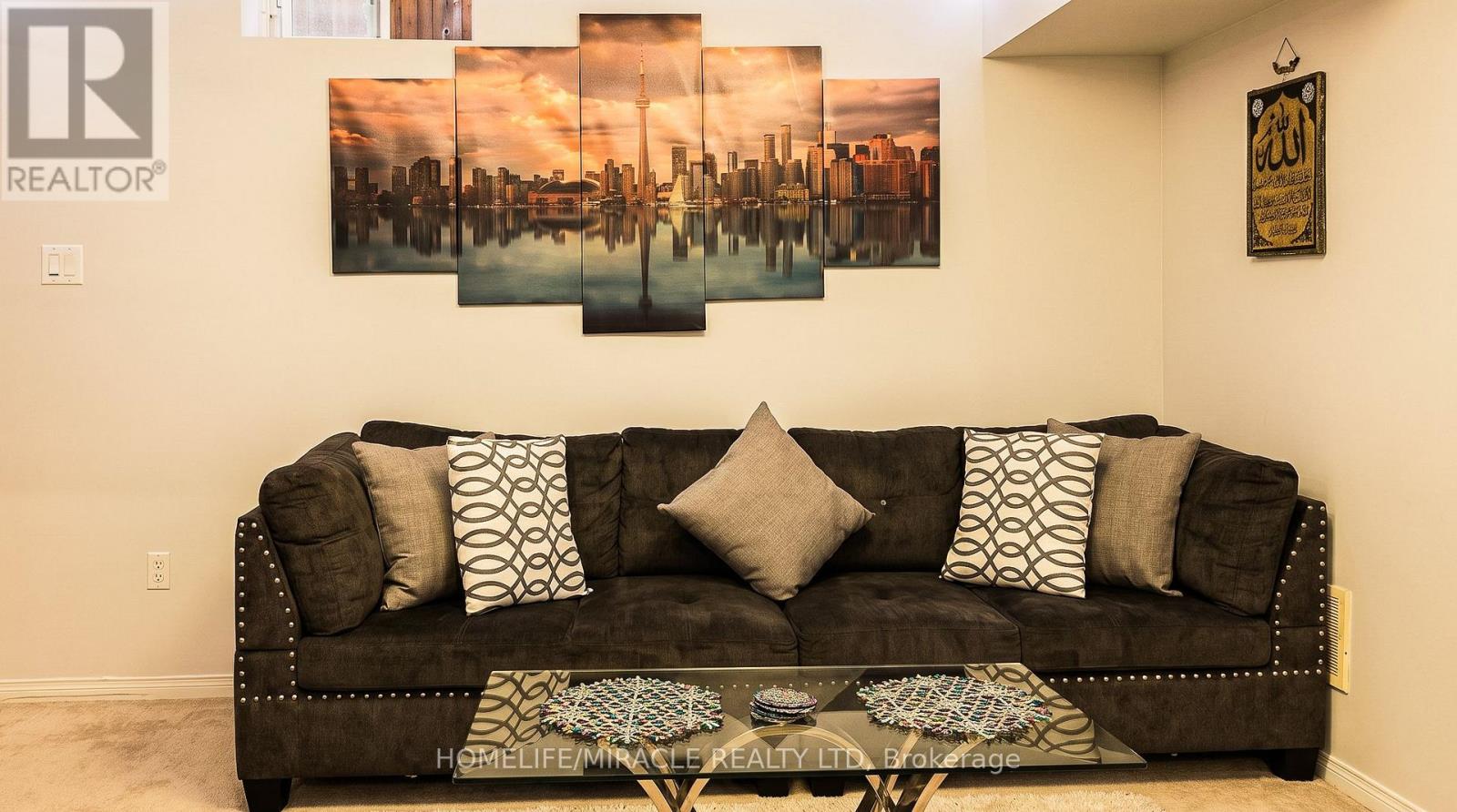 60 Bushmill Circle, Brampton, Ontario  L7A 0K8 - Photo 23 - W13012354