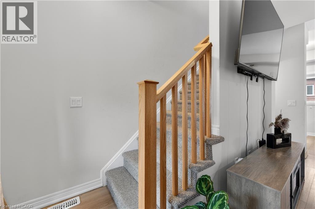 19 Picardy Drive Unit# 13, Hamilton, Ontario  L8J 0M7 - Photo 23 - 40819894