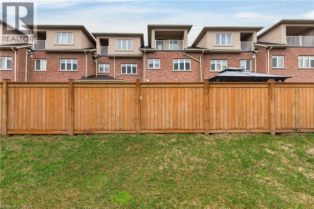 19 Picardy Drive Unit# 13, Hamilton, Ontario  L8J 0M7 - Photo 34 - 40819894